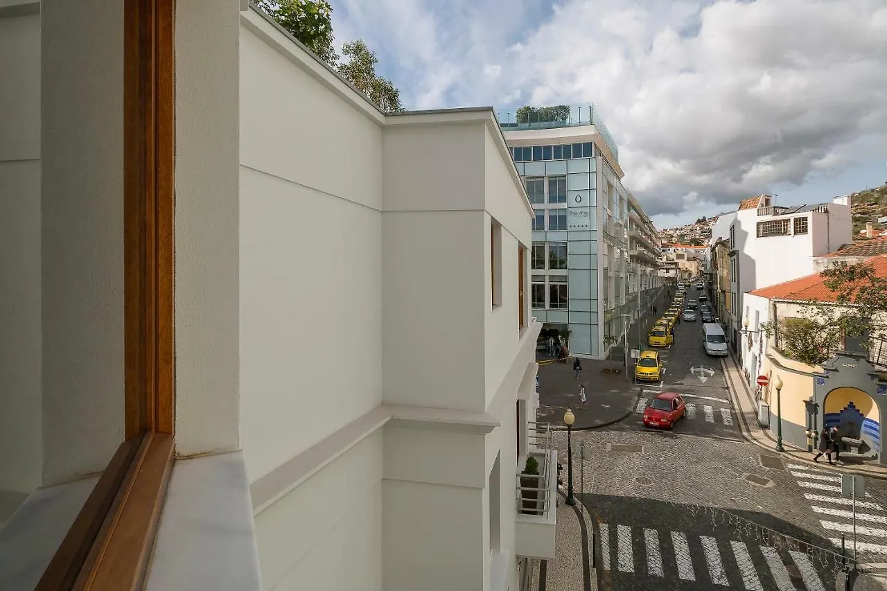 Ivens Residence فونشال شقة